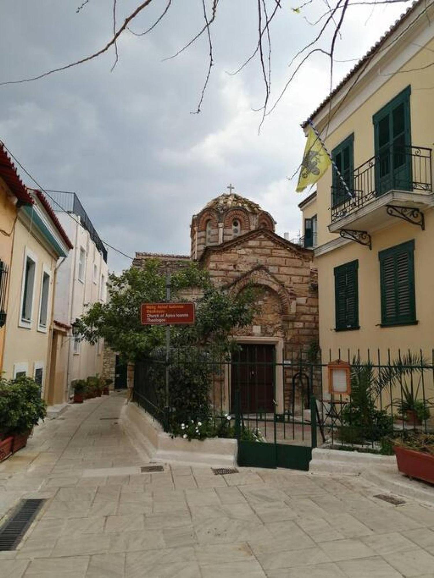 Magnificent Apartment In Plaka Athens Exterior photo