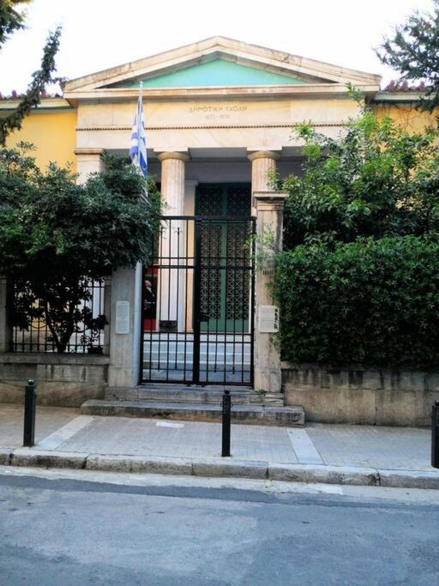 Magnificent Apartment In Plaka Athens Exterior photo